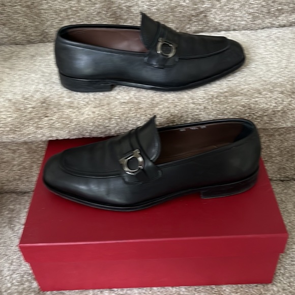 Salvatore Ferragamo Loafer 10.5EE - Picture 4 of 8